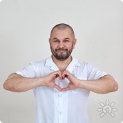 Константин Суханов