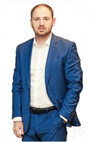 Александр Тен