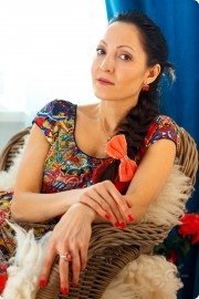 Лиана Светланова&nbsp;— сертифицированный инструктор по&nbsp;омолаживающим лицевым техникам
