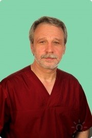 Александр Калиничев