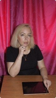 Яна Бурдина, консультант, Чебоксары