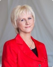 Я&nbsp;— Арина Грачева. Семейный психолог. Тренер-консультант по&nbsp;вопросам отношений мужчины и&nbsp;женщины