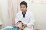 Врач традиционной китайской медицины