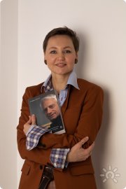 В обнимку с&nbsp;любимым преподавателем Альфридом Лэнгле