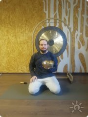 Гонг медитация с&nbsp;поющими чашами