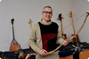 Басан Захаров с&nbsp;роговым луком