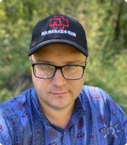 Игорь Власенко