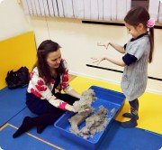 Уникальный "живой" песок мягко исцеляет самые глубокие психологические травмы