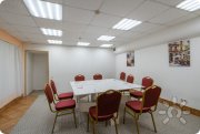 Кабинеты: Овальный 30&nbsp;м² и&nbsp;Квадратный 25&nbsp;м² для различных занятий, консультаций, мастер классов, деловых и&nbsp;дружеских встреч