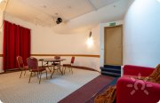 Акустический зал: 30&nbsp;м² и&nbsp;кухней 12&nbsp;м² для проведения подкастов и&nbsp;звукозаписи