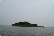Остров Ядасен на&nbsp;озере Болонь