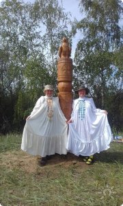 Туя Самдан и&nbsp;Айдана Алтын-Суу