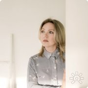 Очные терапевтические группы (две уже работают, третья формируется)